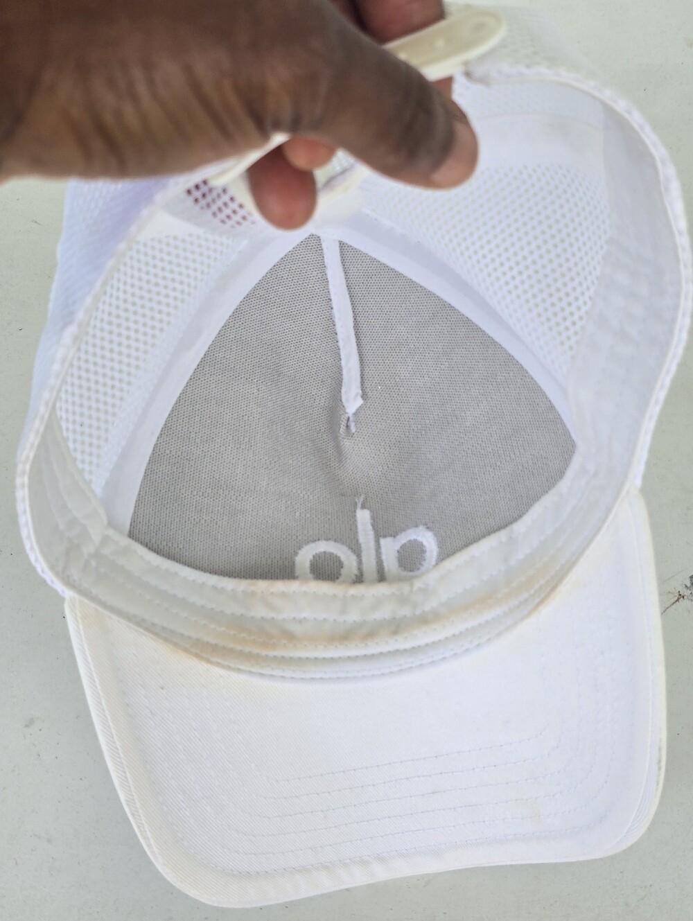 Alo Yoga White Trucker Hat Mesh Snapback Embroidered Logo Unisex Cap - Picture 7 of 9